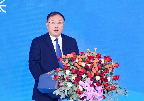 邢台市南和区人民政府副区长刘岩斌在主题推介中,全面介绍了南和宠物