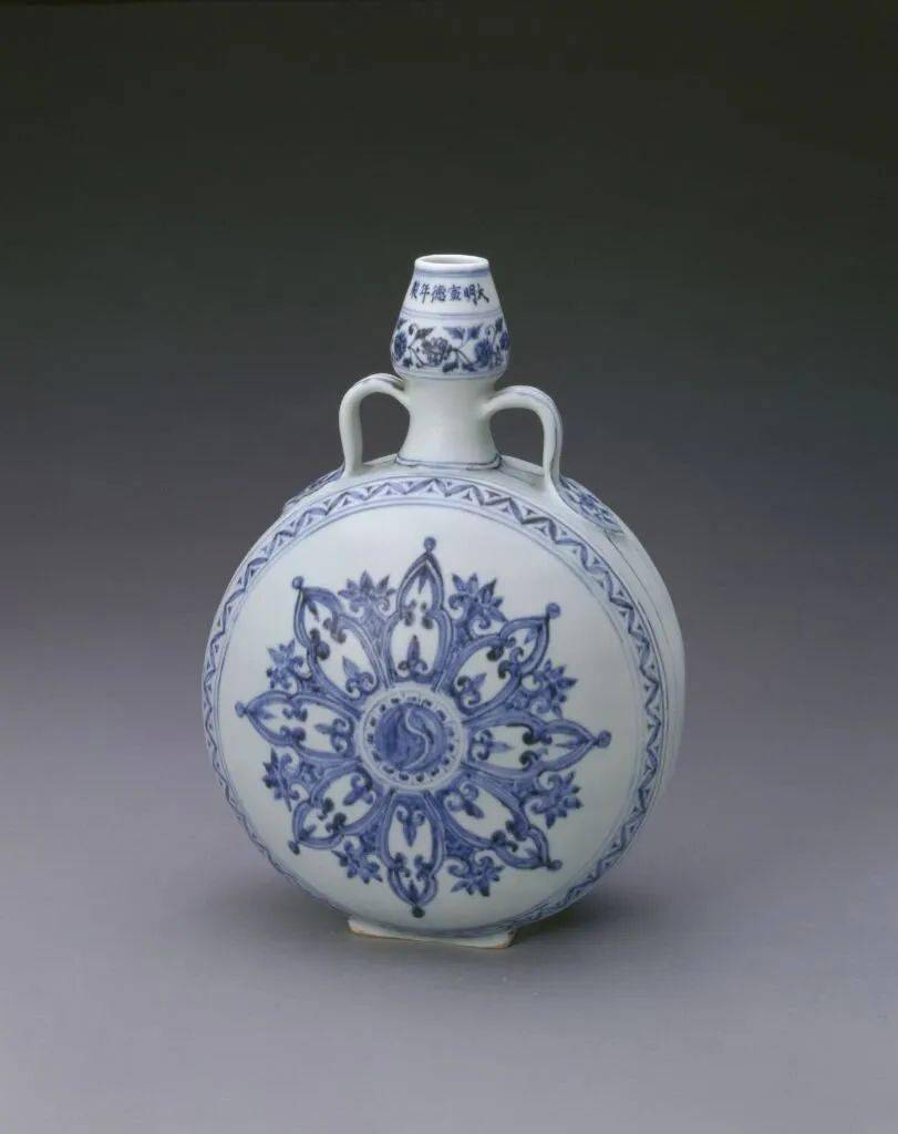 故宫馆藏宣德瓷15件,每个都是顶级中的顶级_青花_装饰_纹饰