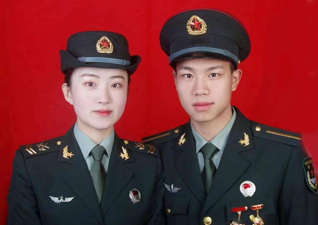 军人的结婚照,这也太帅了!_爱人_责任_老婆