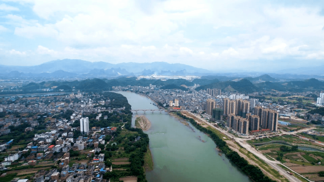 贺州信都镇一江两岸图片