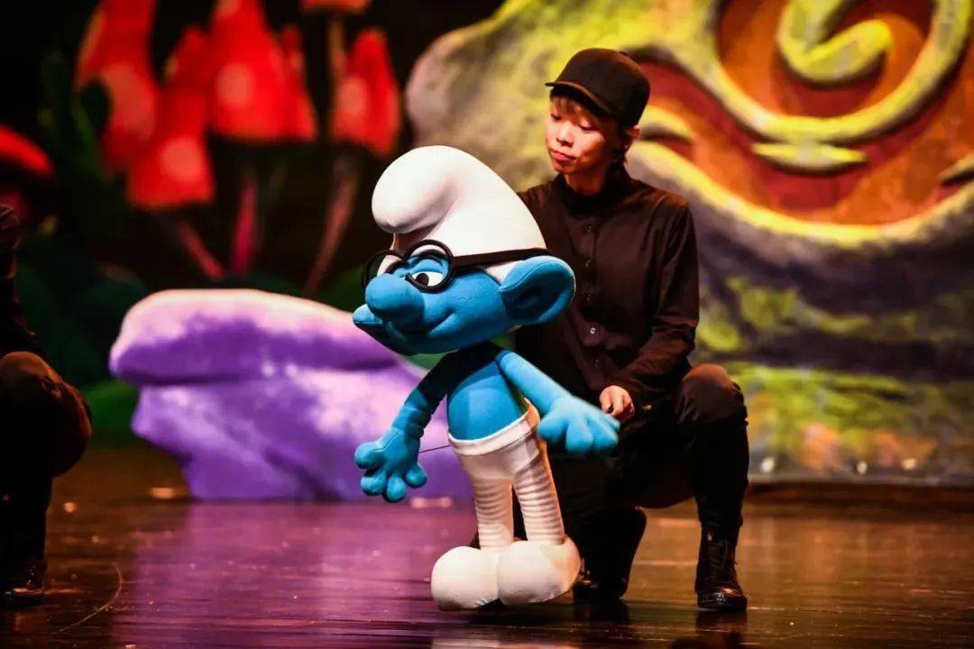 蓝精灵_冒险_格格巫