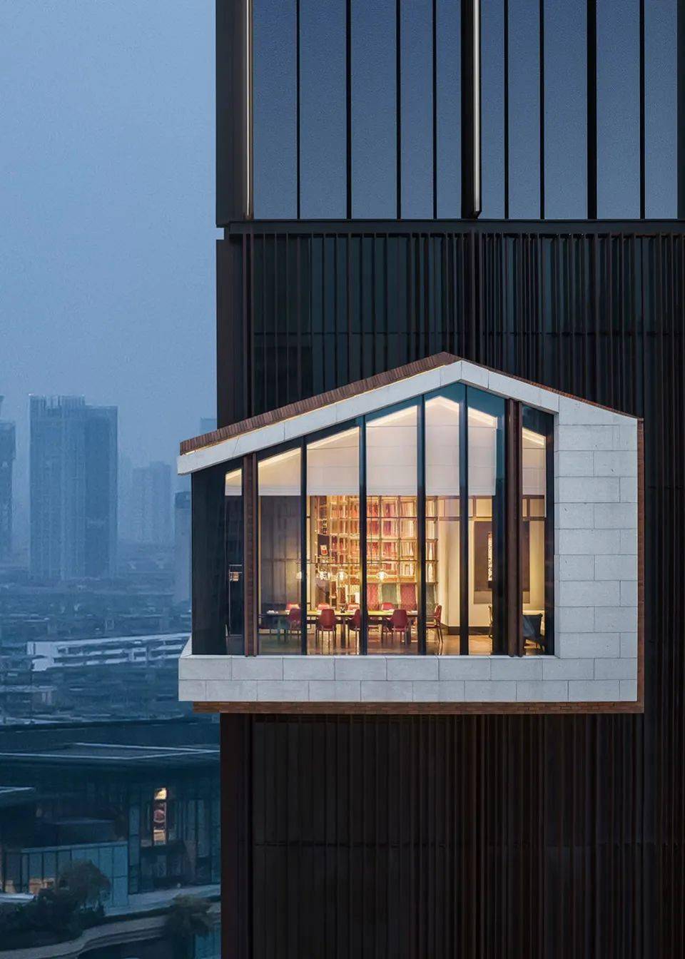 楼中筑楼,成都木棉花酒店 / ccd香港郑中设计事务所_艺术_文化_记忆