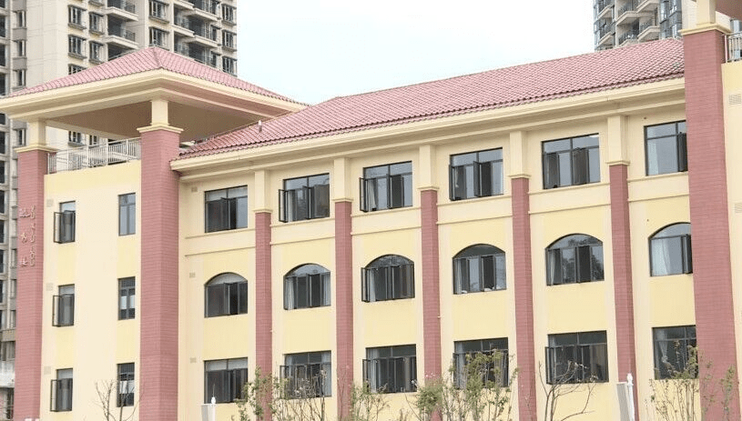 綦江两所学校正式投用!还有家长最关心的空气检测→_校园_建设_小学