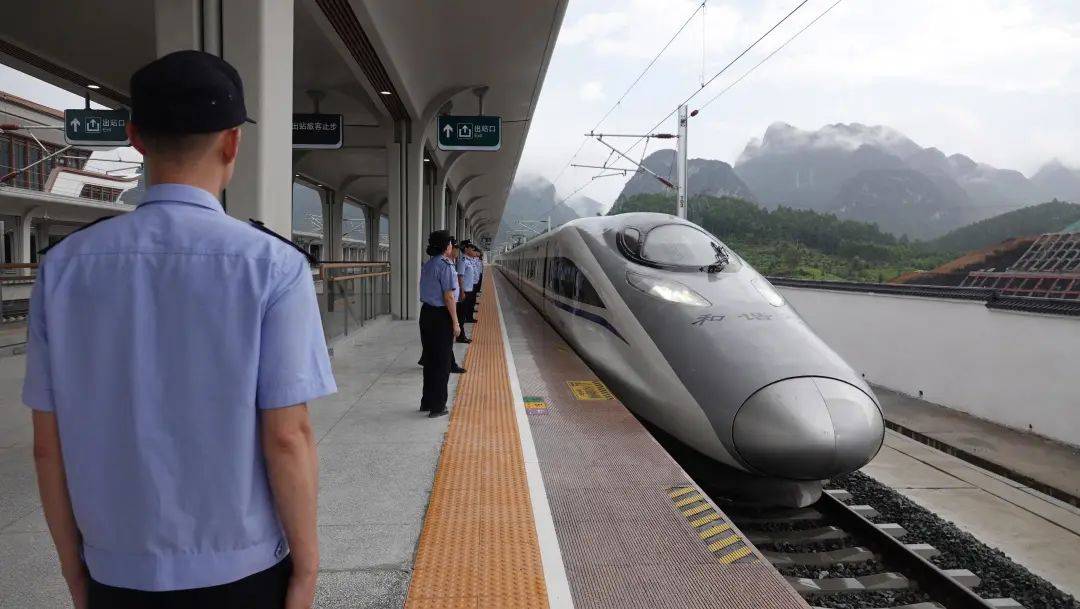 宜州到河池西高铁站公交车已开通!定了,贵南高铁8月31日全线贯通运营!