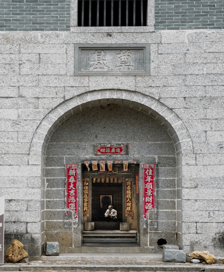 韶关惊现巨幅彩色稻田画!连香港明星都来打卡~_始兴_客家_满堂