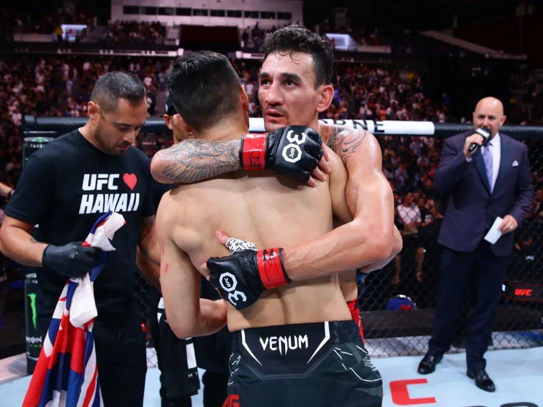 一击ko"僵尸",霍洛威为自己的重拳正名