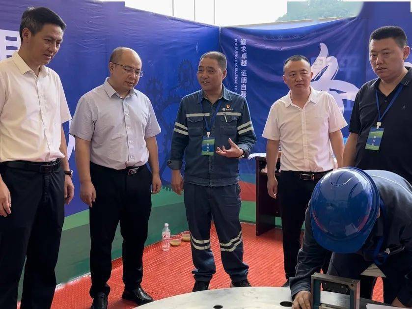 将专业知识和技能实操比武进行双向融合,比赛内容涉及《水轮发电机