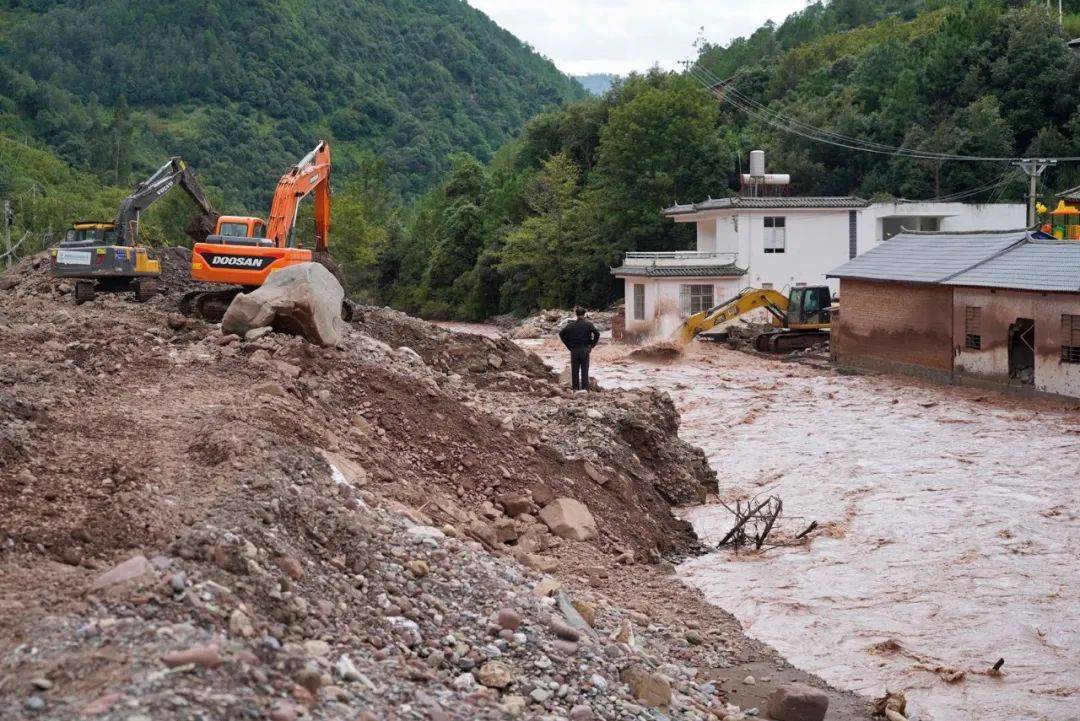 大理州剑川县象图乡安全转移105名师生_工作_安置_群众