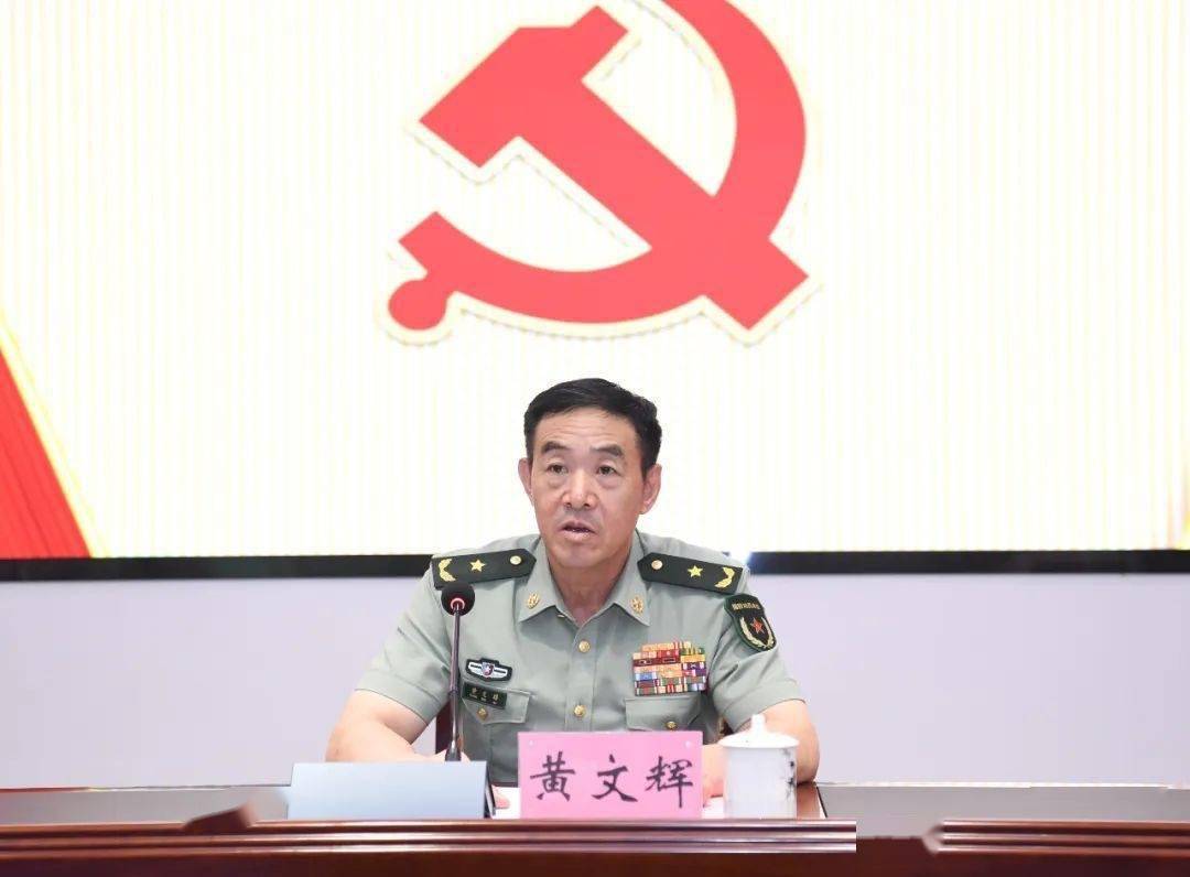 严允任宜春军分区党委第一书记_建设_工作_武装