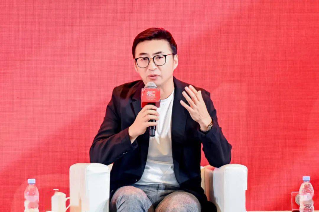 万达文旅集团副总裁及万达电影执行总裁陈洪涛表示,是电影在引导观众