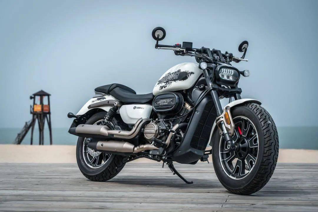 rx650力帆kpv350本田cbr400r元图gp250无极rr525赛科龙rt1victoria