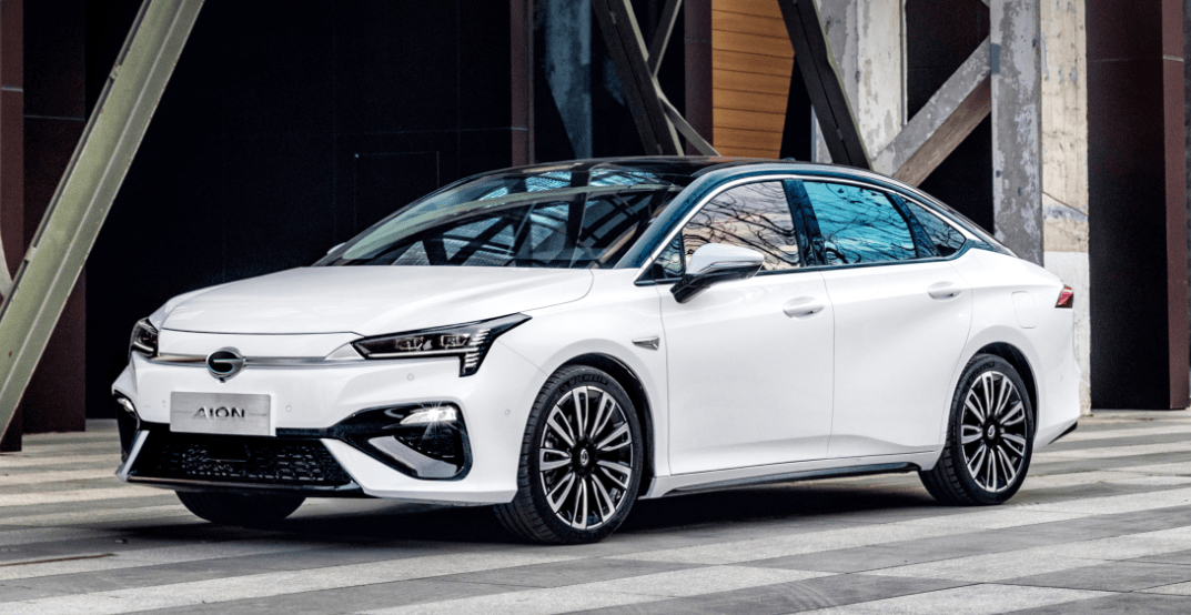 广汽埃安 aion s 新增两款车型:续航最高 480 公里,13.98 万元_搜狐汽