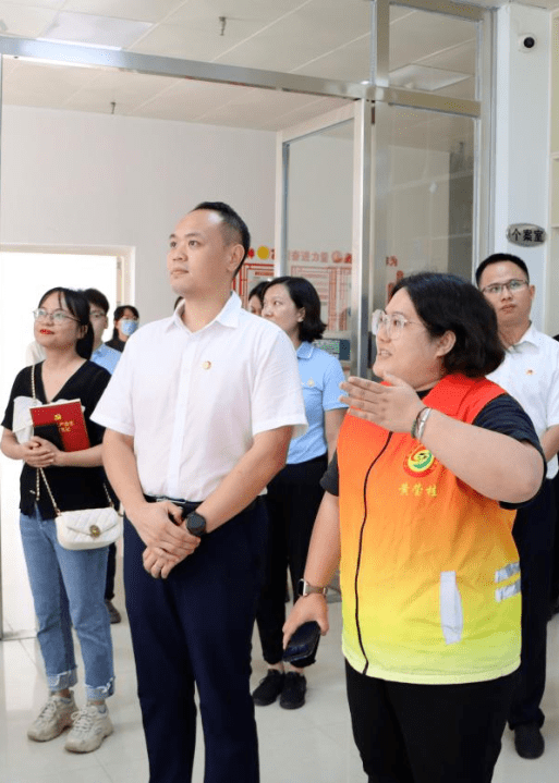 新平果网站公司,平果市易地扶贫搬迁点如意社区等一线走访调研,实地