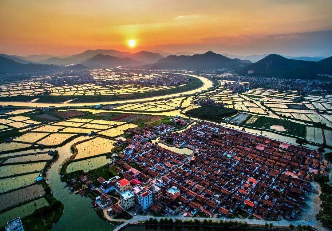 埭美古村周末通用,中秋国庆假期(2023年9月28至10月5日)补差50元/间▌