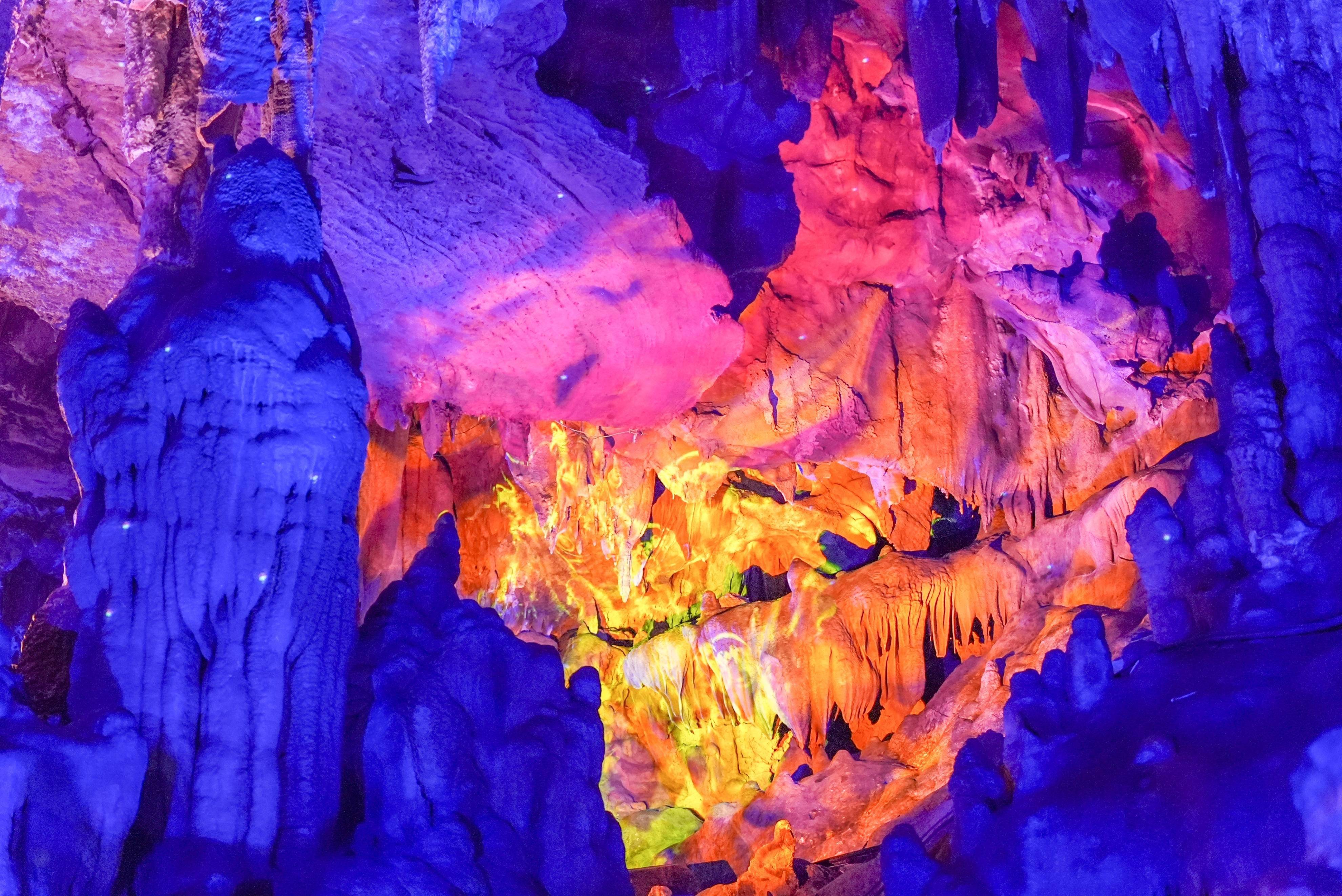 赤城山紫云洞图片