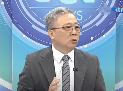 图自视频截图"胡振中真的是在乱讲",栗正杰8日