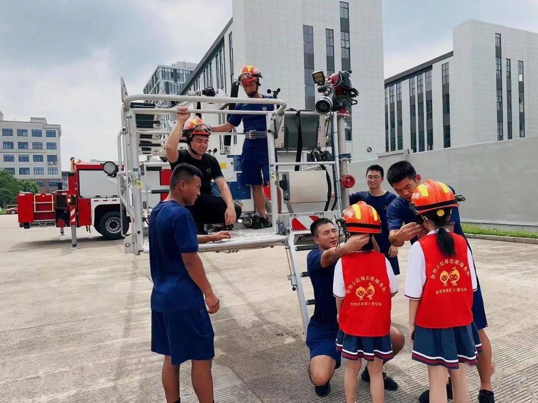 南官小学2023暑期"小红萌志愿者"我们在行动!_路桥区_社会_活动