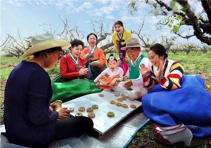 中国梦 石榴情摄影大赛征集阶段结束 近300幅佳作呈现民族团结生动