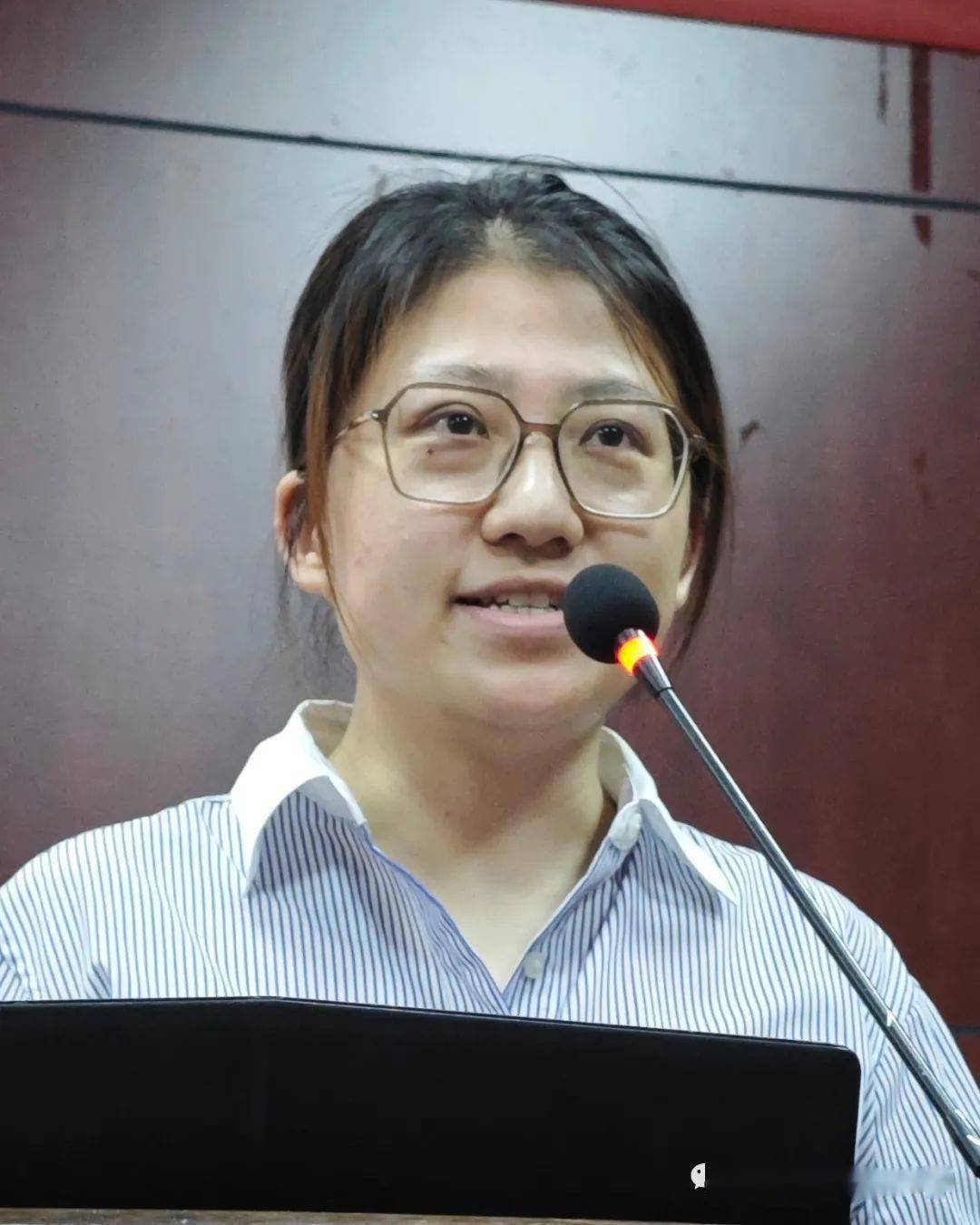 "衢州二中教育集团举办教师演讲比赛_精神_传承_获得者