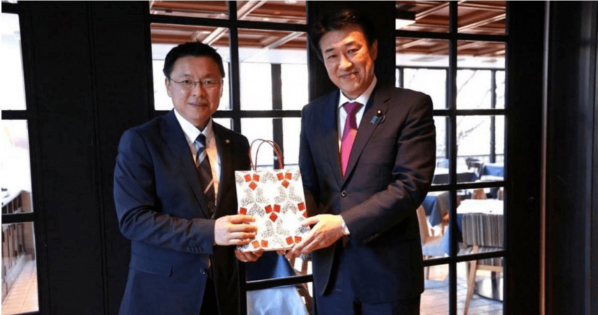 内阁_国防_日本防卫大臣