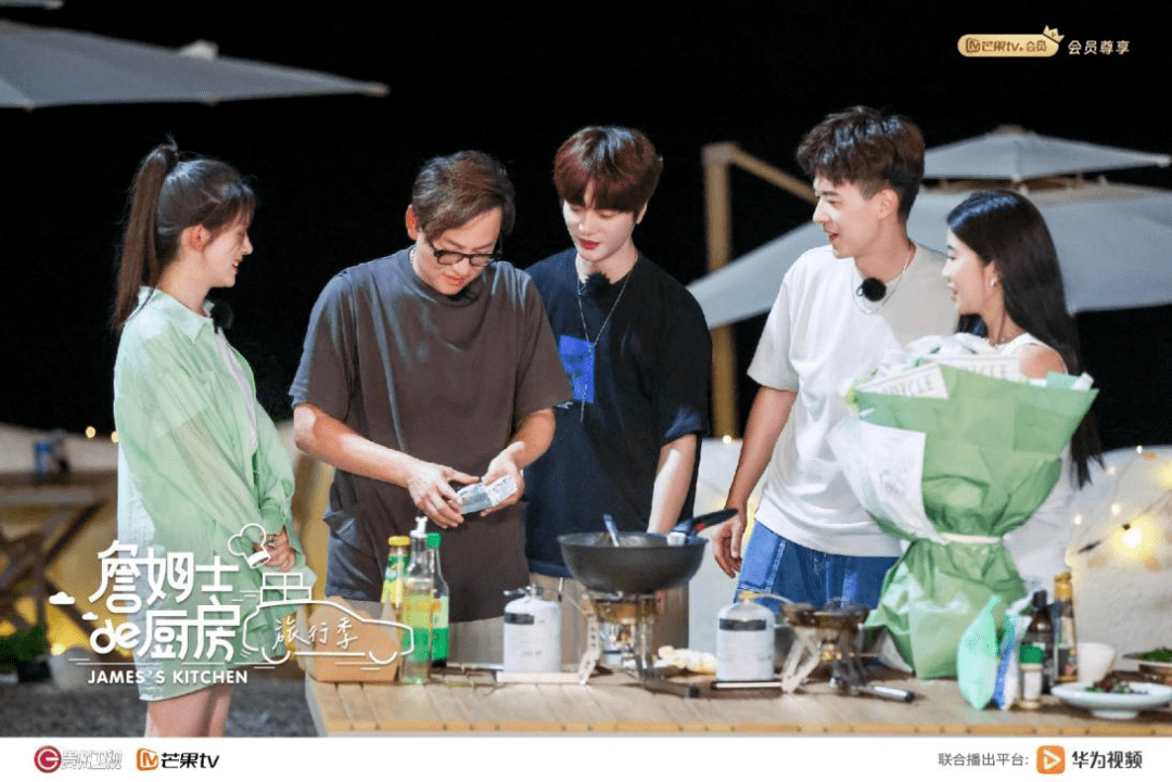 《詹姆士的厨房·旅行季》收官站——贵州贵阳,"吃驰齿翅"美食小摊