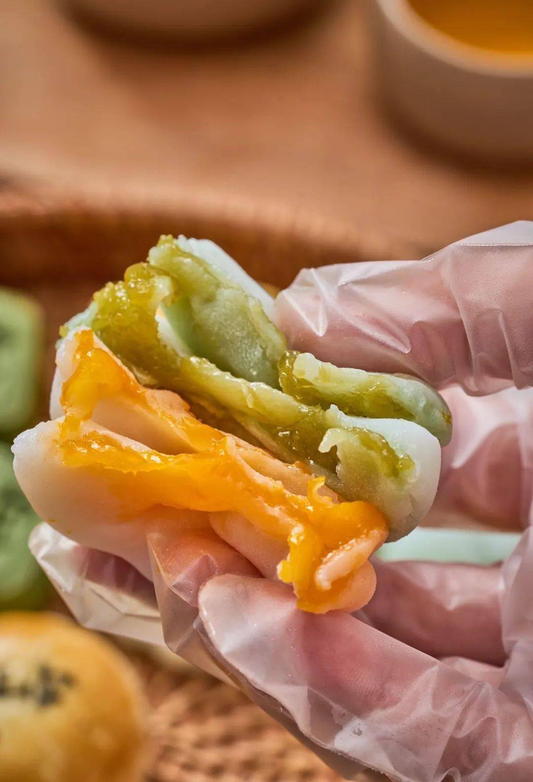 味有着浓郁的芒果芳香扑鼻而来,软糯润甜 清新龙井抹茶95香沁人心脾