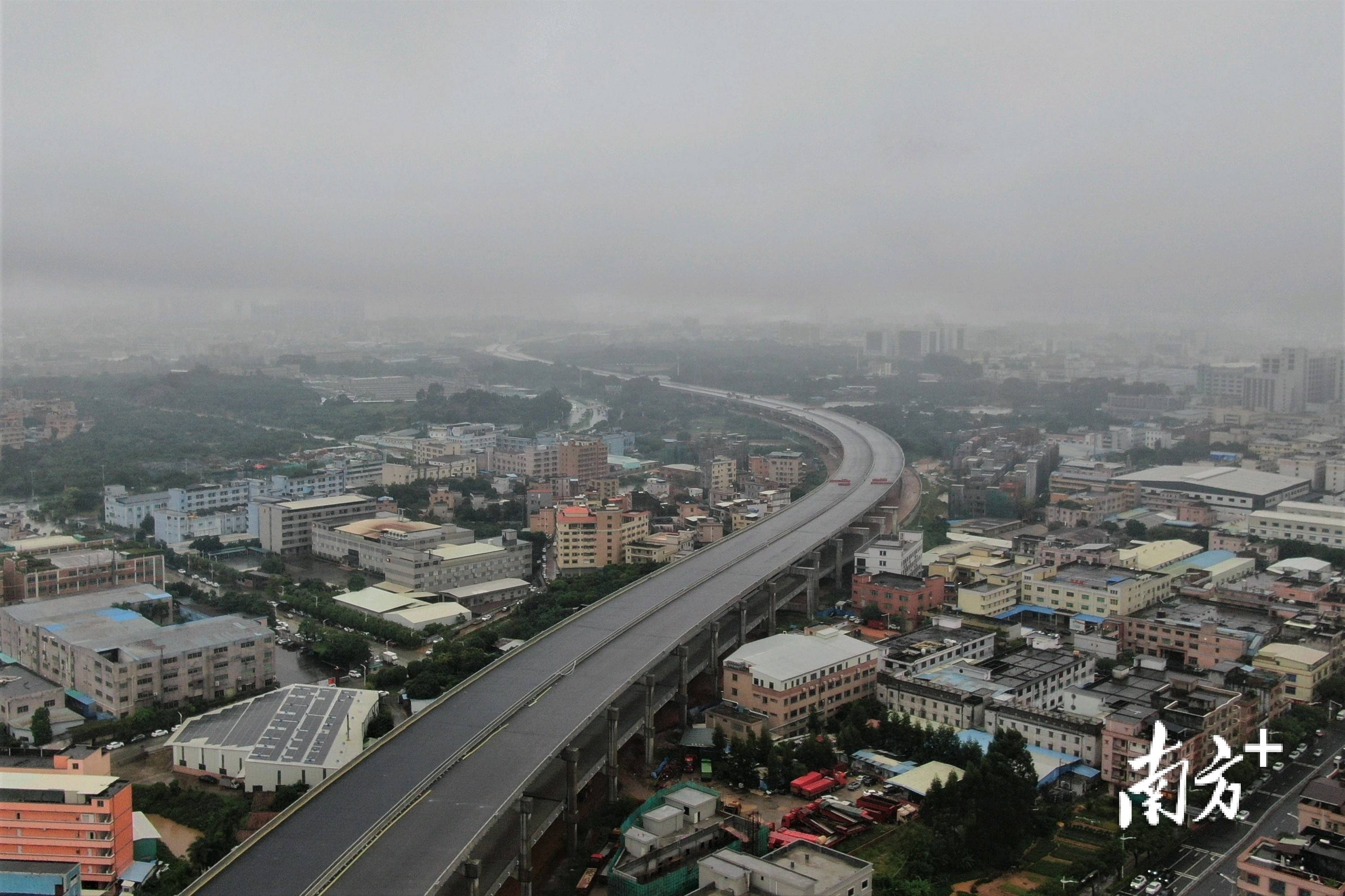 增莞番高速公路图片