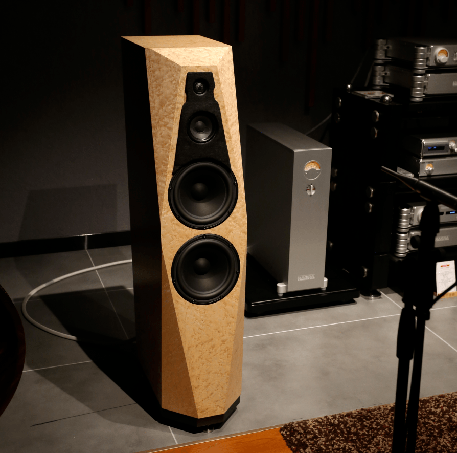 avalon acoustics isis signature座地式音箱试音室还有diesis audio