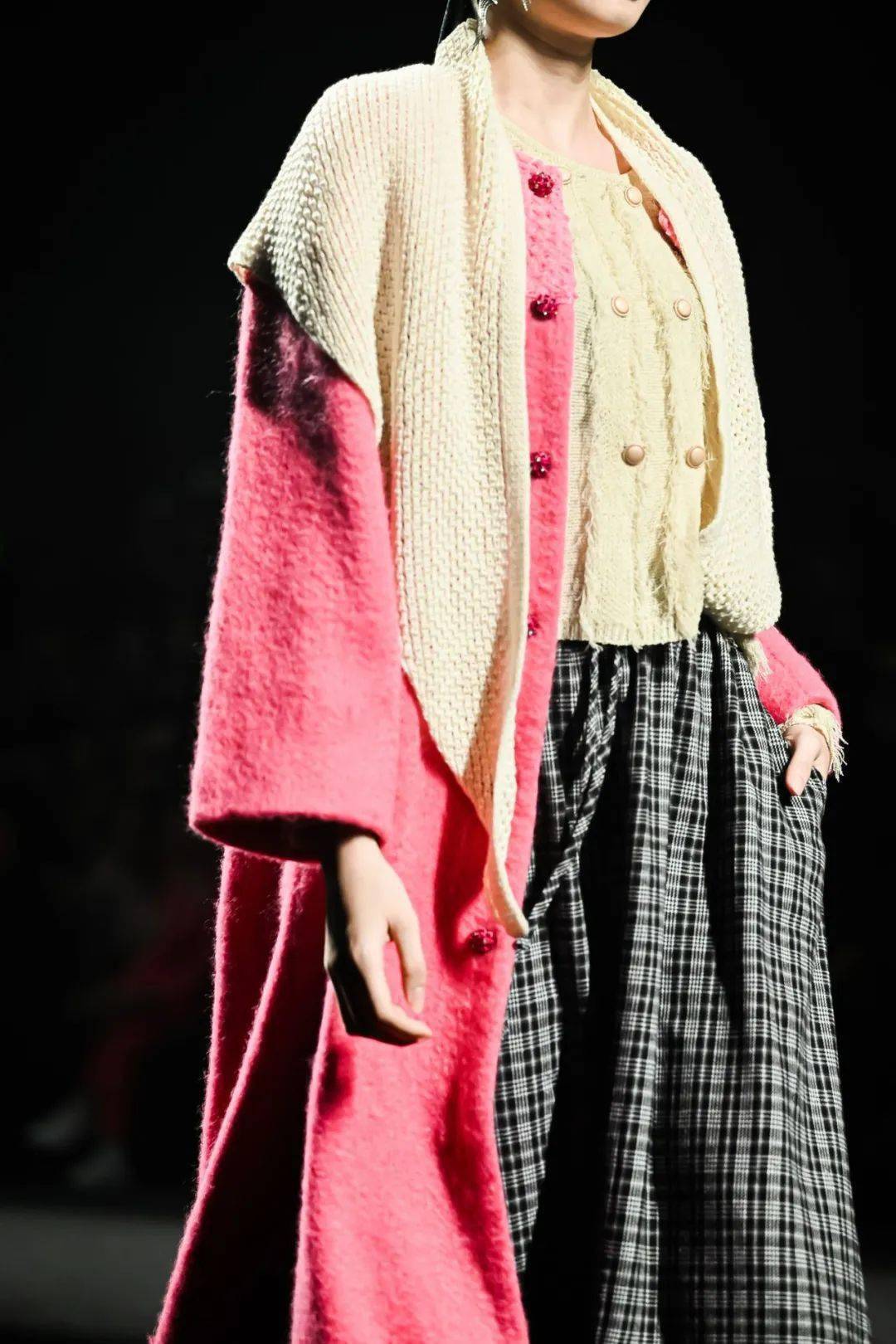 x中港皮具城原创品牌联合发布会,带来异闻,设计·谷,阅前,言午木木