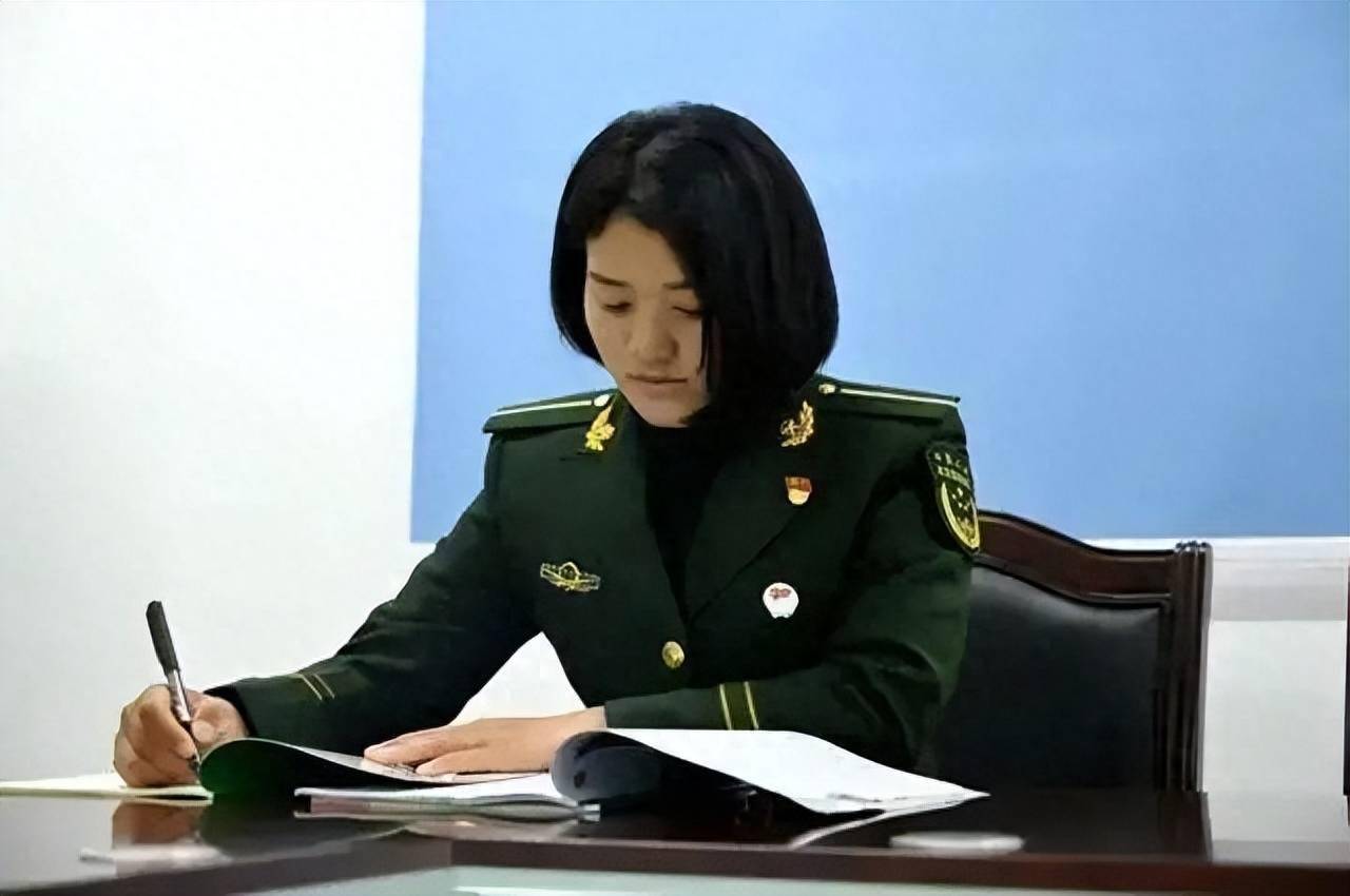 解放军女狙击手达娃卓嘎,荣获一等功,光荣提干_训练_考核_时候