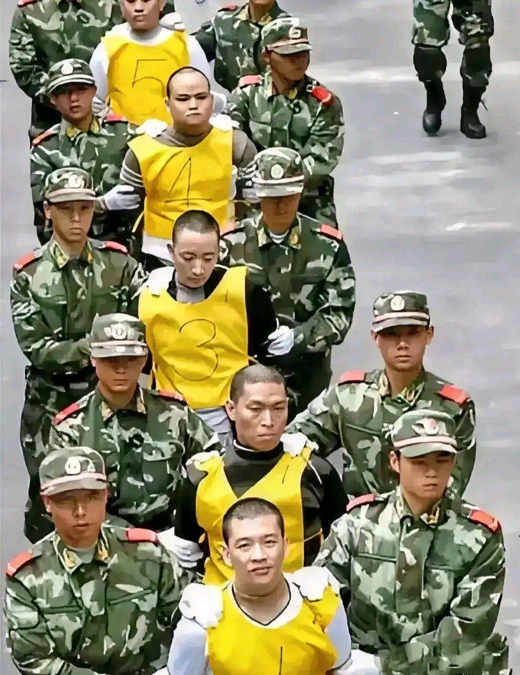 检察官回忆:死刑犯临刑都睡不着,上刑场时大多瘫软在地任人摆布!