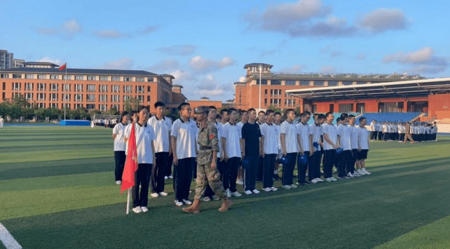 福州三中滨海校区高一年段军训纪实(一)_内务_宿舍_工作