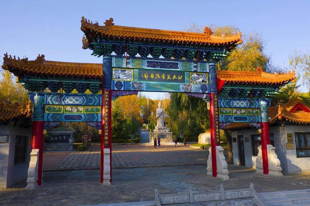 兴凯湖_乌苏里江_麒麟山