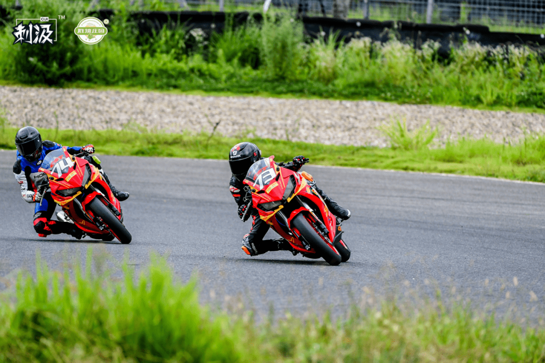 cst正新轮胎携手巾帼女骑燃动赛道_赛事_摩托车_专业