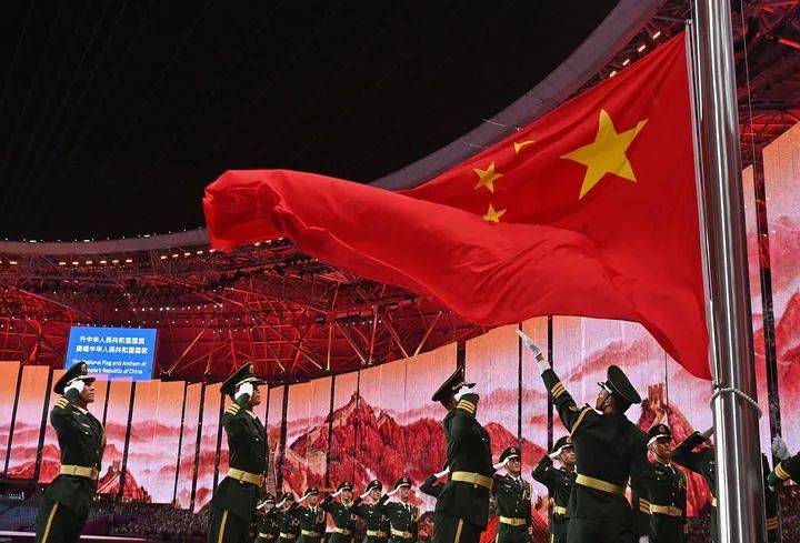 刚刚,亚运会主火炬这样点燃!67今夜的杭州精彩震撼!