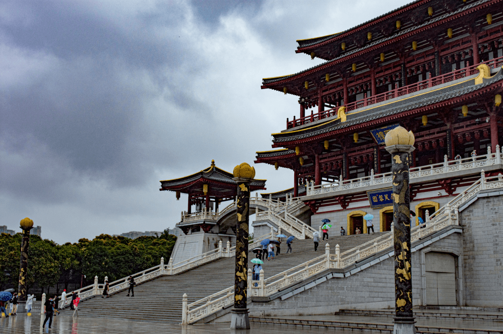 一场西安秋雨,一幅长安美景!