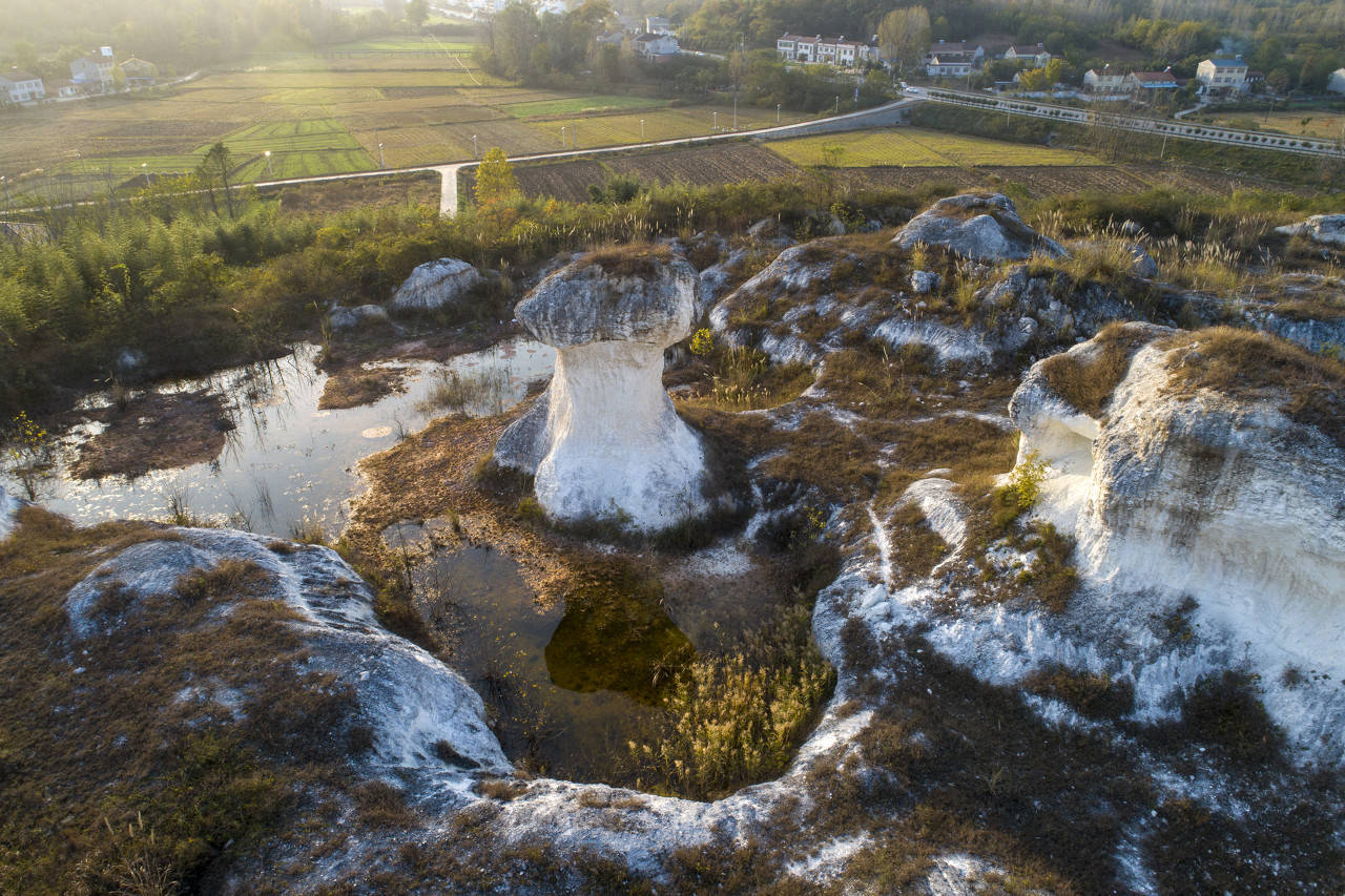 锂矿子公司复产,国城矿业喜忧参半:因信披违规被立案,上半年净利降超