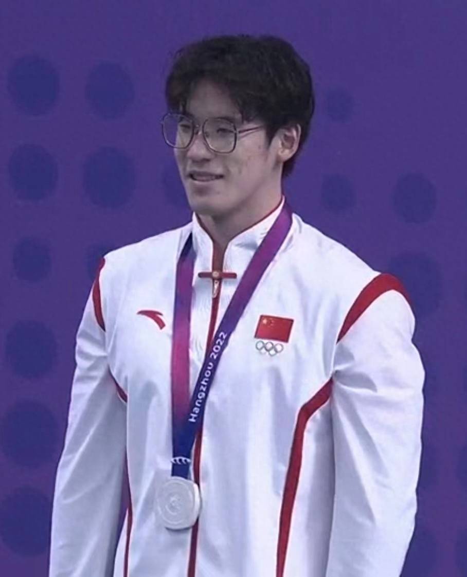 一金两银 焦作小将王浩宇亚运会"大丰收"_男子_自由泳_接力