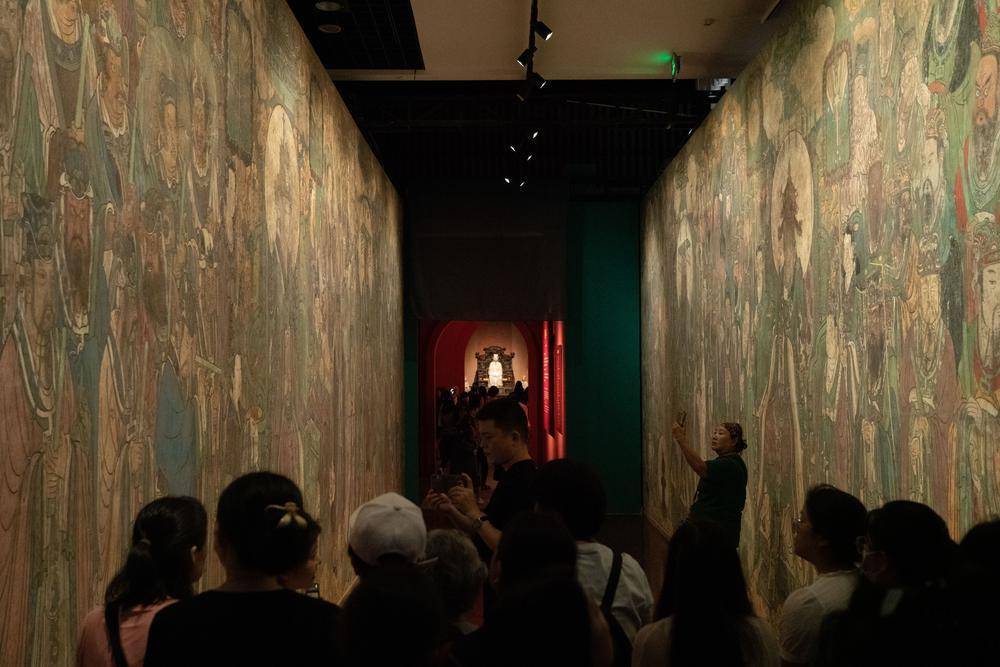 永乐宫艺术展"在粤博开展,领略"国宝"建筑之美_壁画_展览_观众