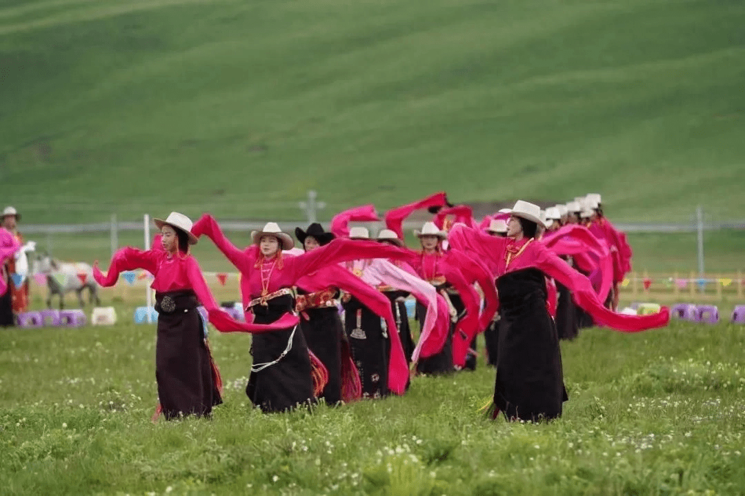 康巴卫视特别编排精彩文艺节目陪您度过欢乐假期_开幕式_艺术节_盛会