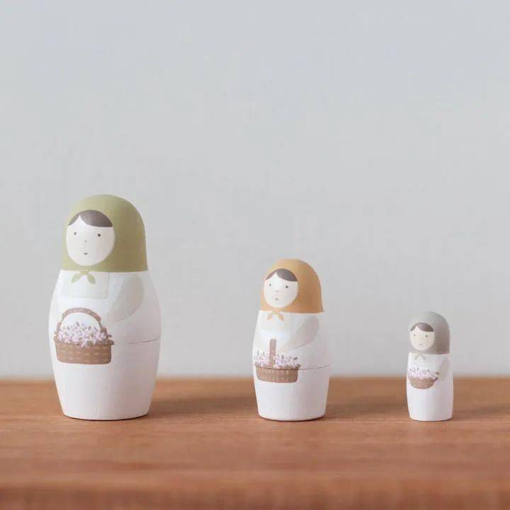 噢!好乖的手绘俄罗斯套娃