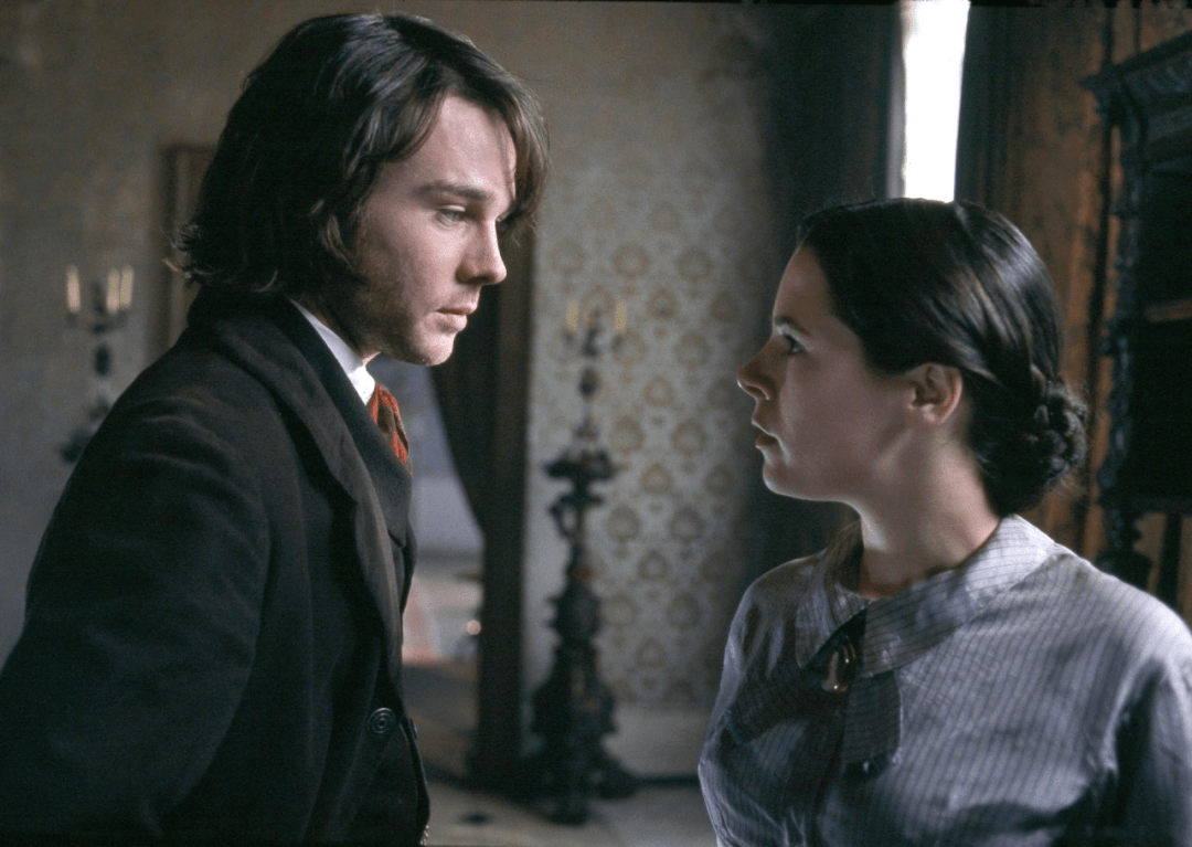 文艺批评·斜目而视 | 《指匠情挑》_莫德_艾斯林·沃尔什_电影