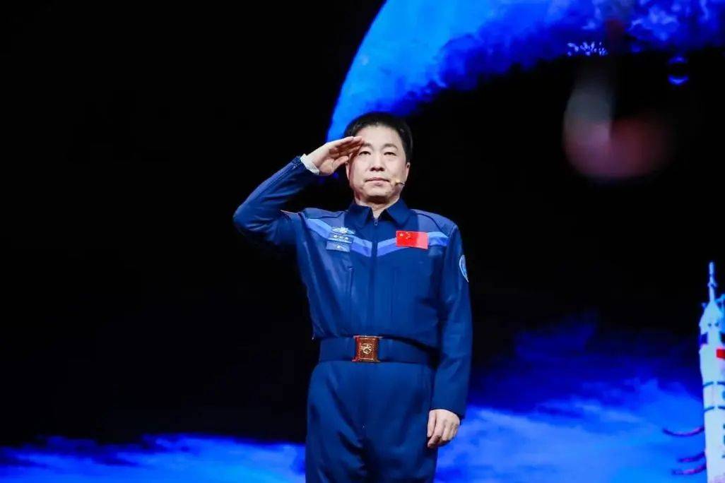 杨利伟:飞天20年,随时准备再征星辰大海_登月_中国_我国