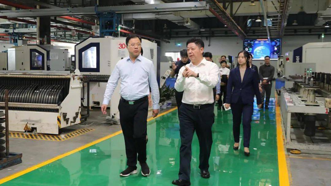 侯向宇到望城经开区专题调研新型合金产业链工作_企业_长沙市