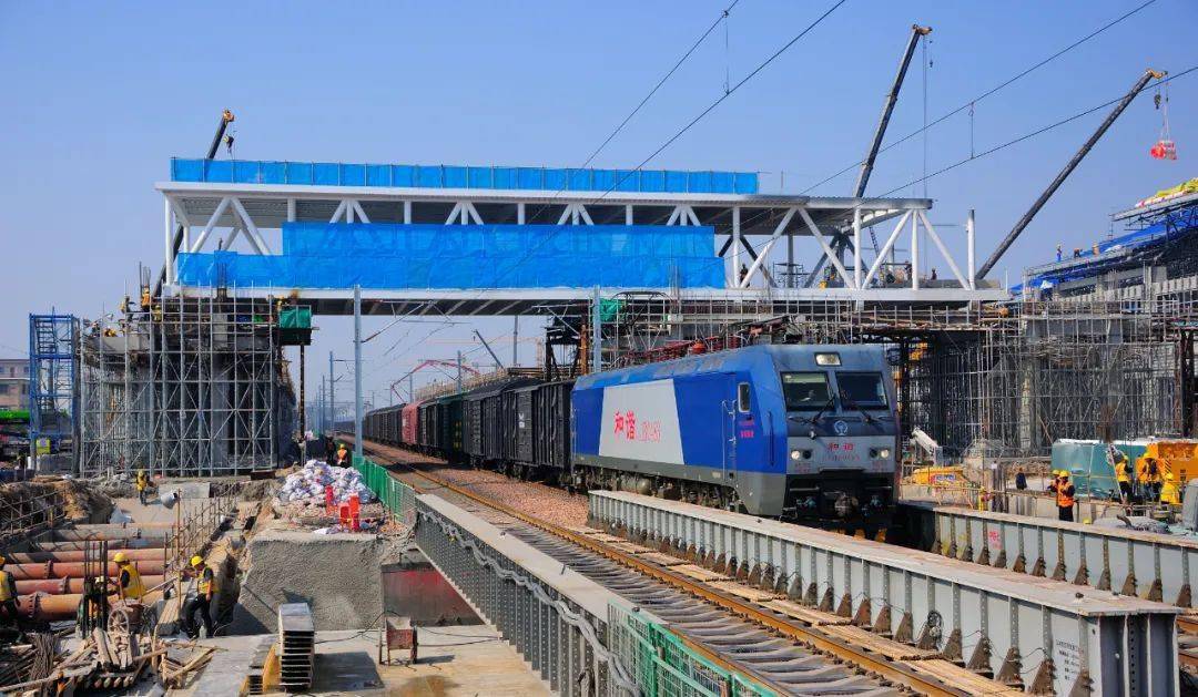 事关郑开城际铁路延长线开封站!_天桥_施工_旅客