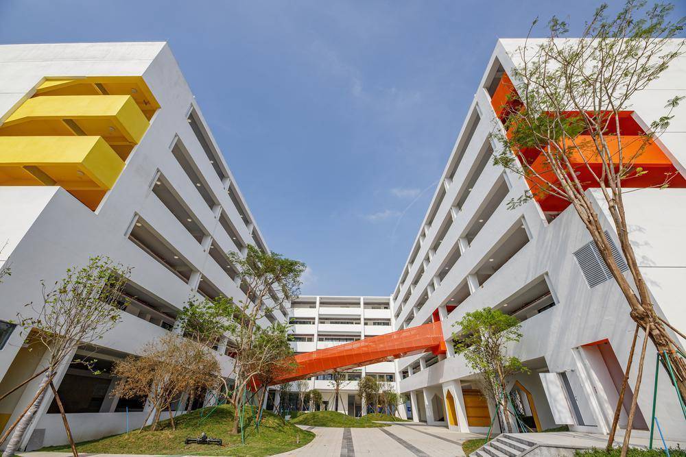 桂城街道金桂高级中学项目签约仪式举行,将新增2400个学位_教育_服务