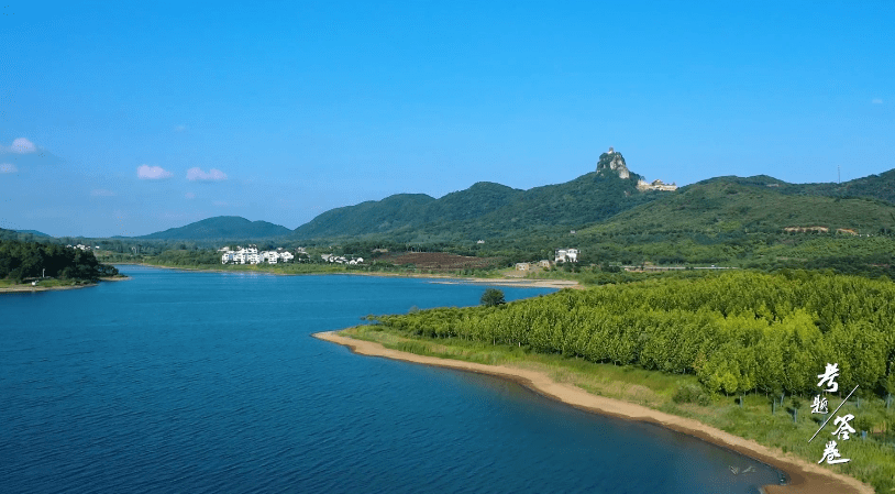 和县半月湖新庄度假村运营专员 张定娴:自去年8月份我们半月湖新庄