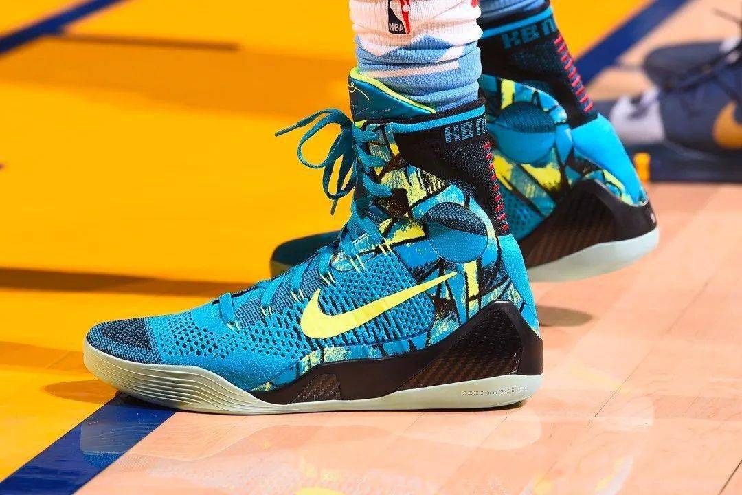 科比9 即将复刻!这些元年配色才是「出必入」!科蜜狂喜!