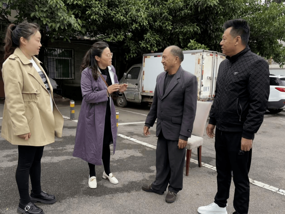 暖心慰问 情系老年人 西昌市开展敬老月慰问走访活动_发展中心_全市