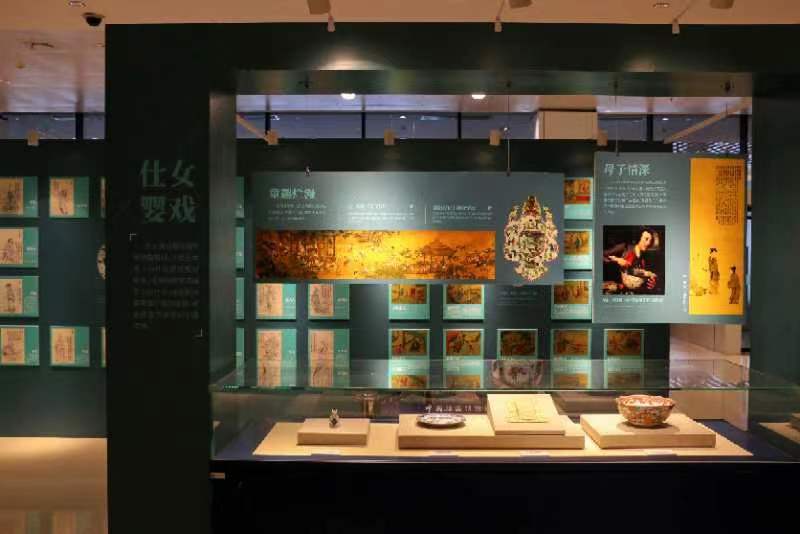 “人物”明清外销瓷器、画作“相遇”中国航海博物馆